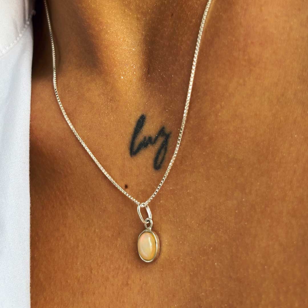 Talismán Ópalo en plata ley 925